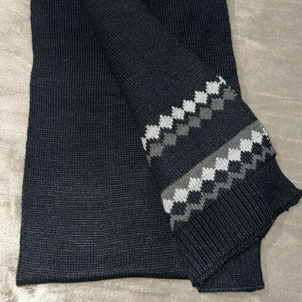 Club Room Men’s Black Silver Gray Fine Knit Scarf
